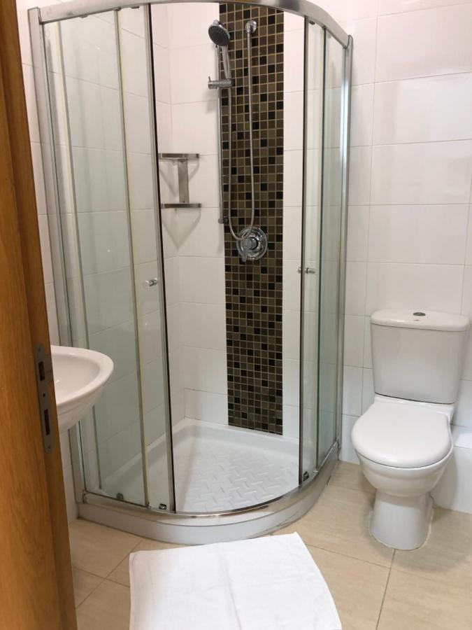 Best Location In 斯利马 外观 照片